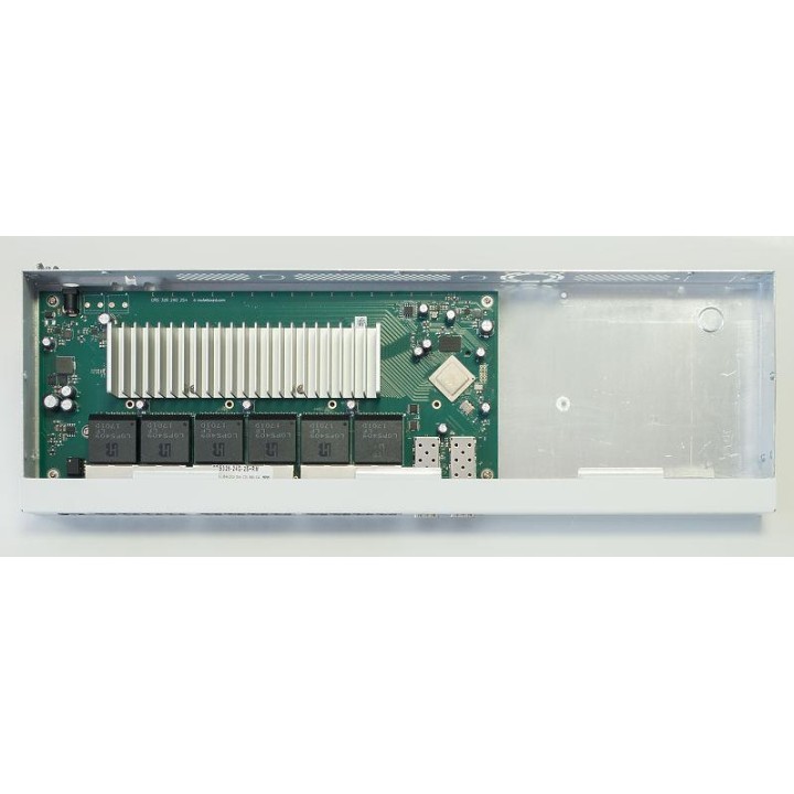 MIKROTIK ROUTERBOARD CRS326-24S+2Q+RM