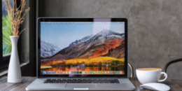 Wymiana matrycy w MacBooku: samemu czy w serwisie?